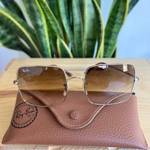 💜 NWOT Ray-Ban Square 1971 Classic